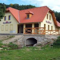 Penzion a kemp U Kučerů<br/>Zlatá Koruna