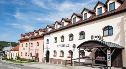 Hotel u Crlíků<br/>Tetčice