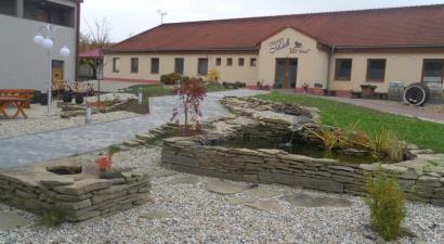 Hotel Mádl<br/>Velké Bílovice