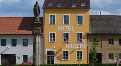 Hotel Hradec<br/>Mlázovice