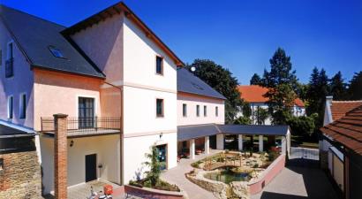 Hotel  a restaurace Via Ironia<br/>Vysoké Mýto