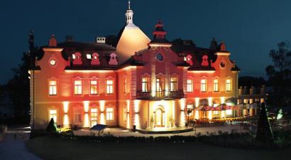 Hotel Zámek Berchtold<br/>Strančice