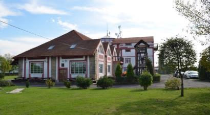 Famozclub<br/>Bakov nad Jizerou